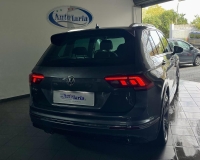 Volkswagen Tiguan 1.6 TDI 116 CV R-LINE "Fari Full Led+Gruppi ottici posteriori a led+ Quadro digitale+ Cerchi da 19°"