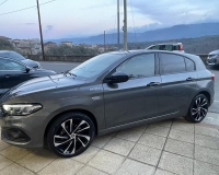 Fiat New Tipo 1.6 Mjt S&S 130CV restyling 2021-  5 porte Sport / pak black (Cerchi 18° - fari Technology led - Gruppi ottici posterio a led bruniti - quadro digitale - retrocamera- sensori park anteriori /posteriori)