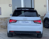 Audi A1 SPB 1.6 TDI 116 CV S.Line Sport "Tetto apribile/panoramico - Fari Xenon Plus full Led - gruppi ottici posteriore a tecnologia led - Bicolor - Cerchi sport da 18 - vetri privacy total - Navi"