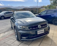 Volkswagen Tiguan 1.6 TDI 116 CV R-LINE "Fari Full Led+Gruppi ottici posteriori a led+ Quadro digitale+ Cerchi da 19°"