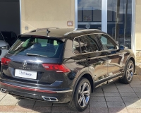 Volkswagen Tiguan 2.0 tdi R-Line 150cv dsg Fari IQ.LIGHT LED MATRIX, Digital Cockpit Pro 10,25", Navigatore
