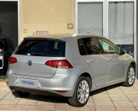 Volkswagen Golf 1.6 Tdi Comfortline 110cv (cerchi lega da 17 – sensori park anteriore e posteriore – vetri privacy-clima bi/zona) Vettura in ottime condizioni generali - Garantita