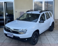 DACIA Duster 1.5 dci Laureate 4x4  "Vetri elettrici - bluetooth - Stereo Mp3 - Comandi stereo al volante -  Mancorrenti"