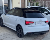 Audi A1 SPB 1.6 TDI 116 CV S.Line Sport "Tetto apribile/panoramico - Fari Xenon Plus full Led - gruppi ottici posteriore a tecnologia led - Bicolor - Cerchi sport da 18 - vetri privacy total - Navi"