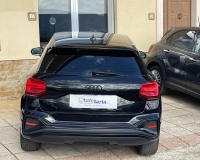 AUDI Q2 30 2.0 TDI Restyling S Line Total – Identity Black - S/Tronic (Pack S/LINE - Pack Identity Black - Retrocamera - Sedili sportivi pelle / tessuto Plus con logo S in rilievo). Vettura Aziendale Audi Italia