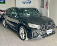 AUDI Q2 30 2.0 TDI Restyling S Line Total – Identity Black - S/Tronic (Pack S/LINE - Pack Identity Black - Retrocamera - Sedili sportivi pelle / tessuto Plus con logo S in rilievo). Vettura Aziendale Audi Italia